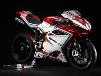 MV-Agusta-F4-RC-Tre-Quarti-Anteriore