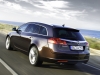 opel-insigna-sports-tourer-dietro