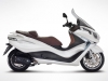 Piaggio-X10-Laterale-Destro