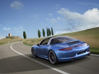 porsche-911-targa-4s-limited-italia-dietro