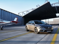 Renault-Talisman-1