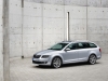 skoda-octavia-wagon-tre-quarti-frontale