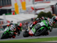 Superbike-2015-Portimao-Gara-1-Jonathan-Rea-Tom-Sykes