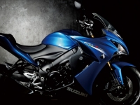 Suzuki-GSX-S-1000F-ABS-1