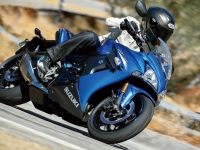 Suzuki-GSX-S-1000F-ABS-4