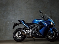 Suzuki-GSX-S-1000F-ABS-8