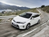 toyota-auris-touring-sports-fronte-laterale-destro