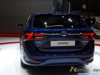 Toyota-New-Avensis-Ginevra-Live-2