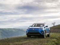 Toyota-RAV4-Hybrid-1