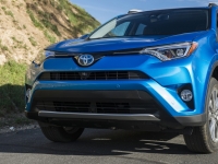 Toyota-RAV4-Hybrid-19