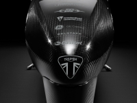 triumph-rocket-streamliner-05