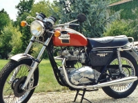 Triumph-Bonneville-T120-1979