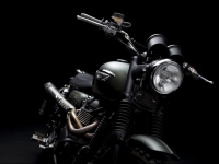 Triumph-Scrambler-Jurassic-World-9