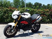 Triumph-Speed-Triple-R-Tre-Quarti-Anteriore