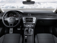 volkswagen-passat-alltrack-interni