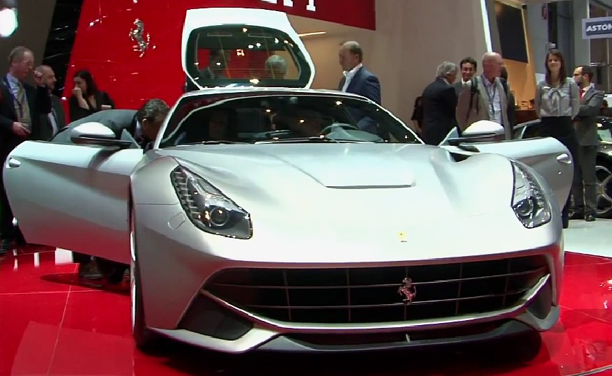 Video ufficiale e presentazione della Ferrari F12 Berlinetta