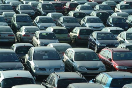 Continua il calo nelle Immatricolazioni Auto a Febbraio 2012