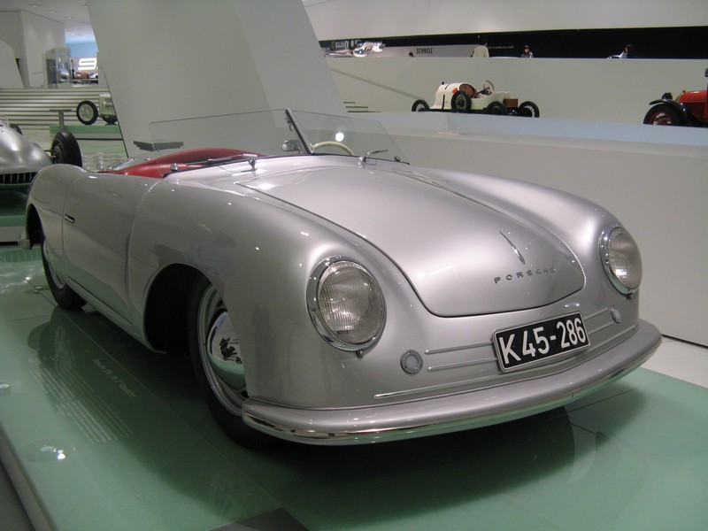 Al Porsche Museo di Stoccarda
