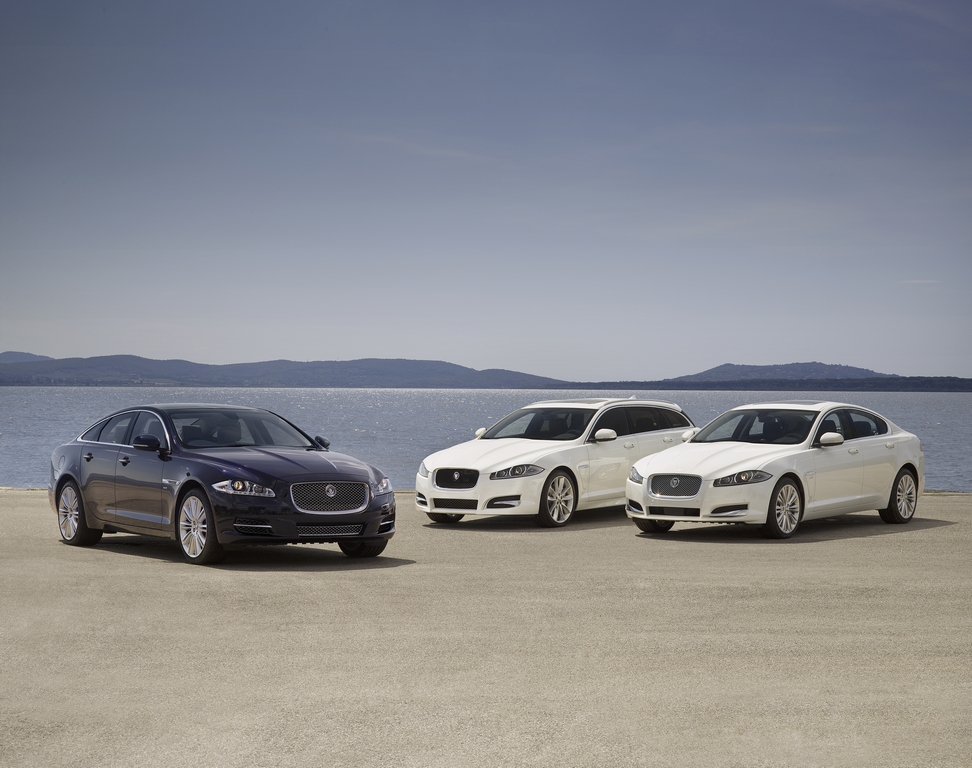 Jaguar presenta la gamma 2013 della XF e XJ