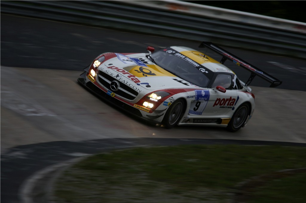 Dunlop vince la 24 Ore Nurburgring