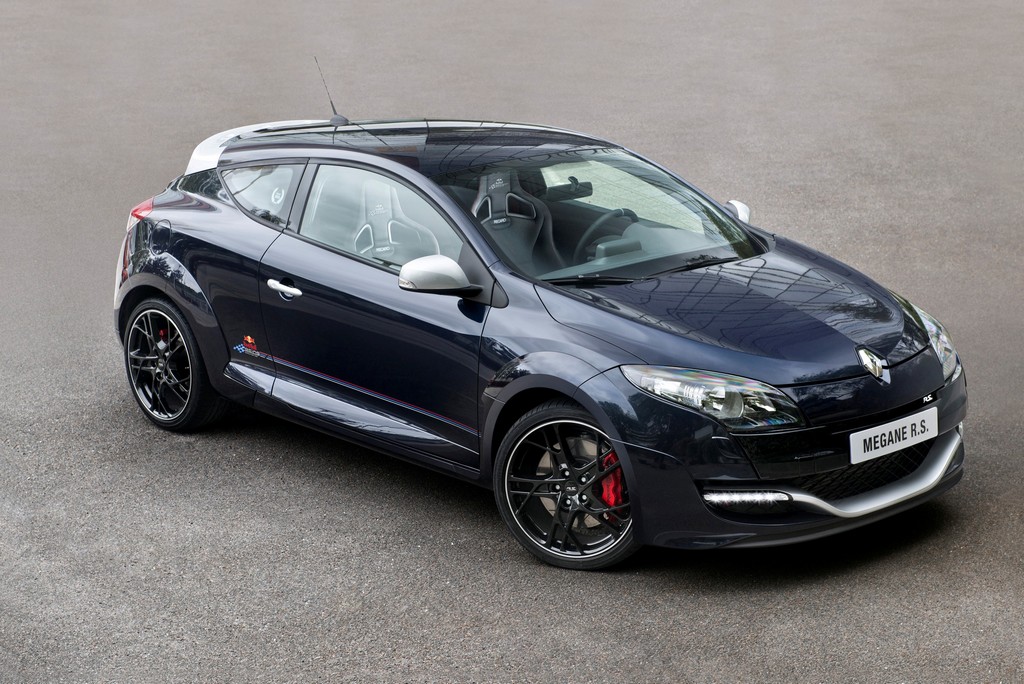 Renault Megane RS Red Bull Racing RB8 Tre Quarti Anteriore