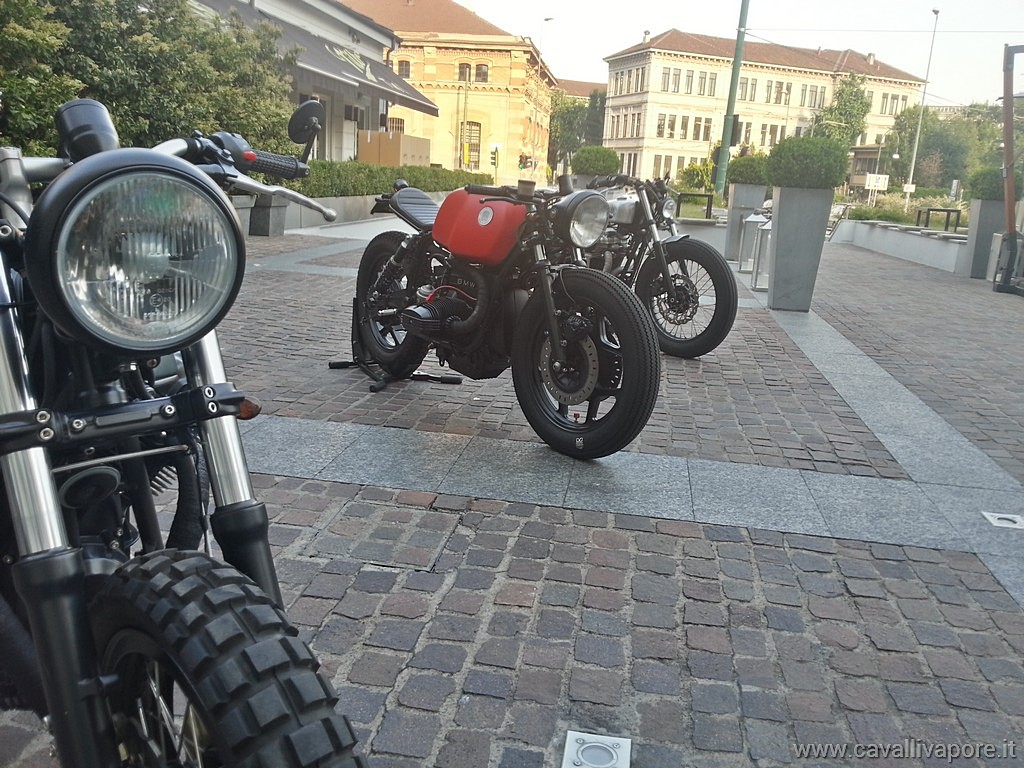 Moto di Ferro - Moschino Milano