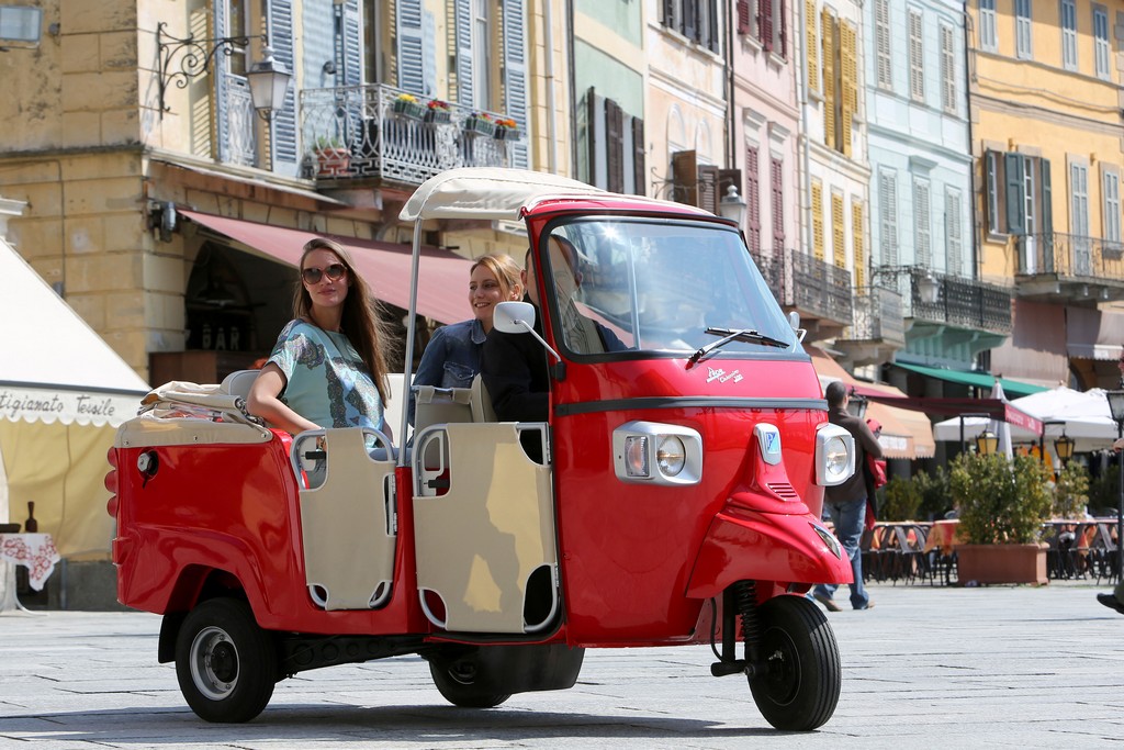 Nuovo Ape Calessino 200 Piaggio