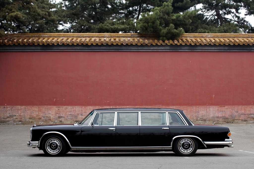 Mercedes Museo a Pechino