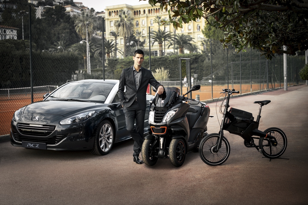 rcz girls - Page 5 Peugeot-Novak-Djokovic