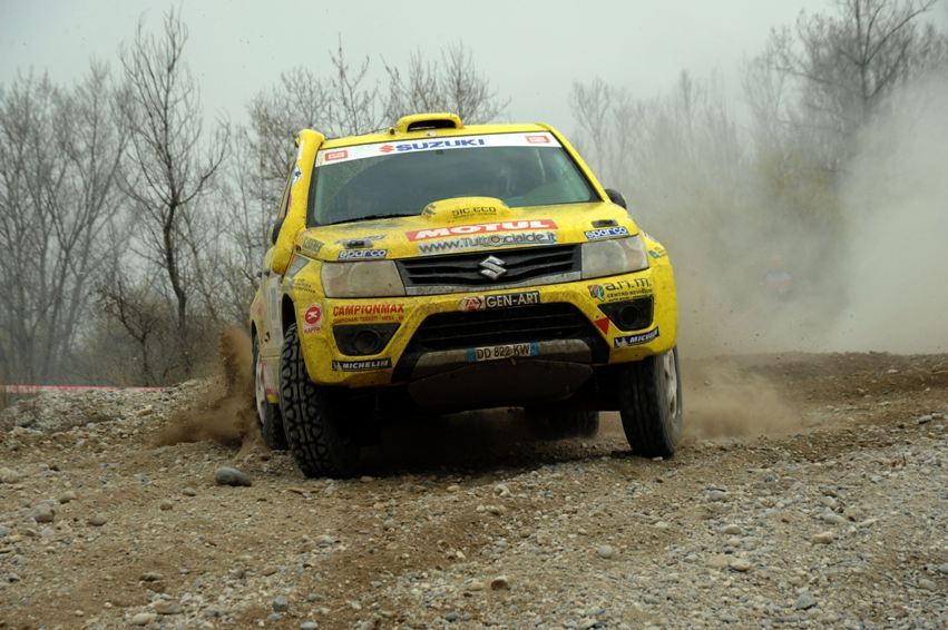 Suzuki CI Cross Rally Grand Vitara Baja