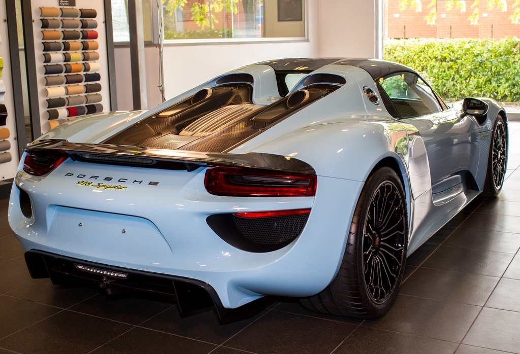 Porsche 918 Spyder: consegnata la prima italiana