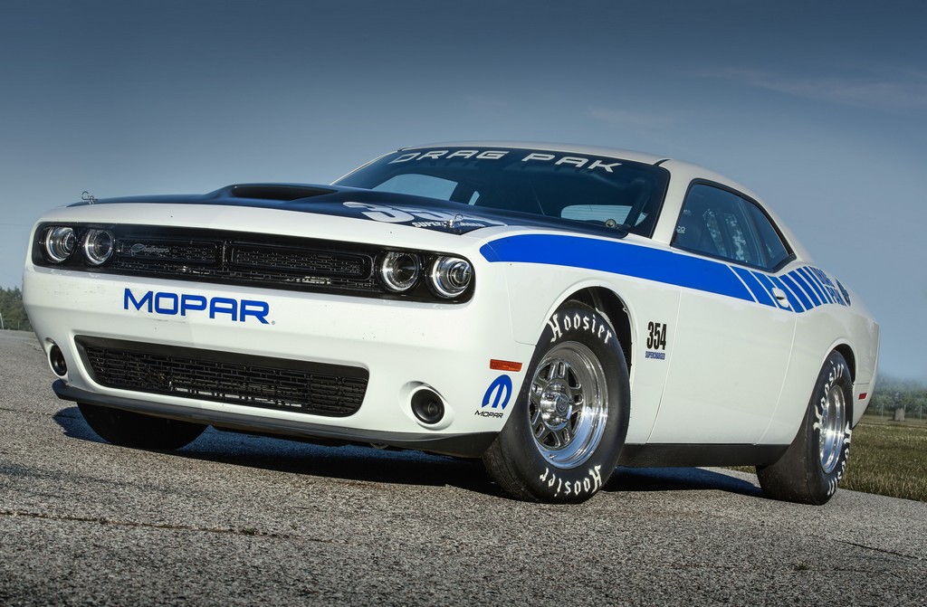 Mopar Dodge Challenger Drag Pak Tre Quarti