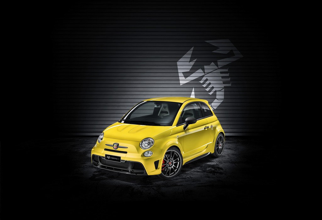 Abarth 695 Biposto Record