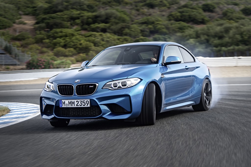 BMW M2 Coupe Derapata