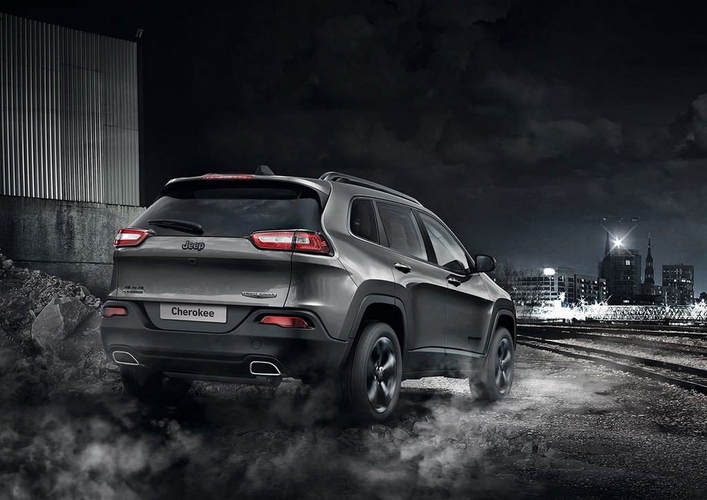 Jeep Cherokee Night Eagle Dietro