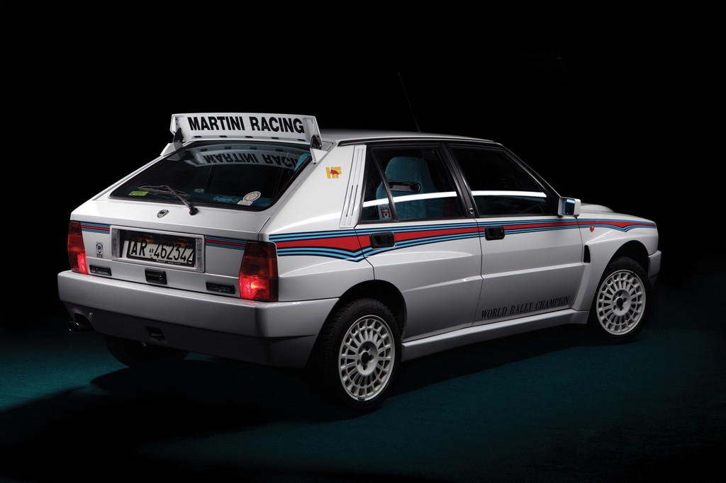 Lancia Delta HF Integrale Martini 6 Tre Quarti Posteriore