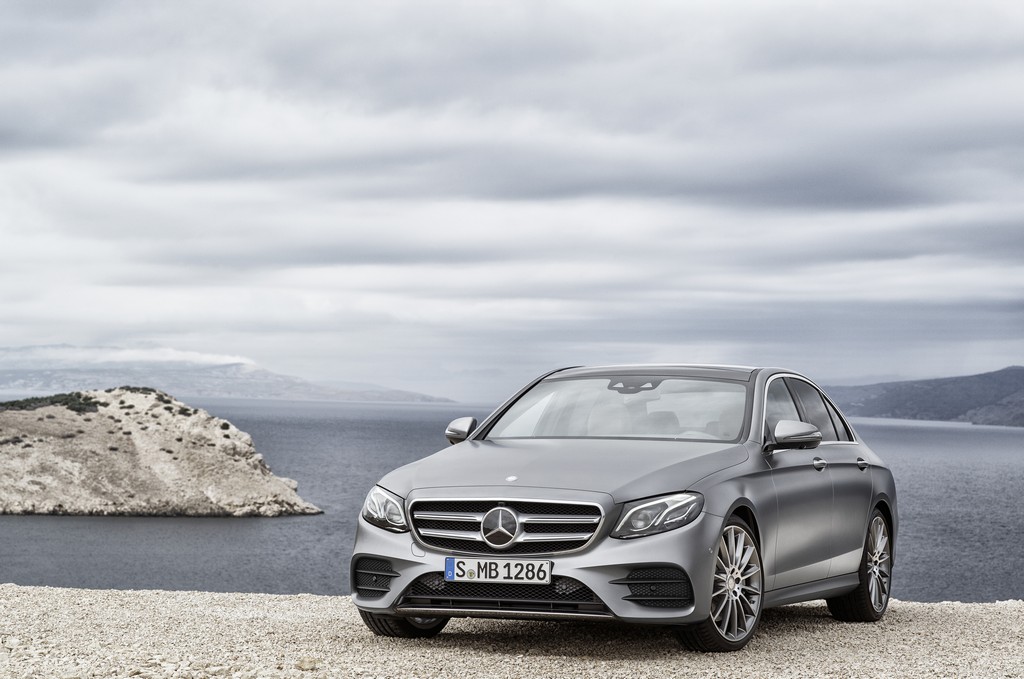 Mercedes Nuova Classe E Davanti Argento