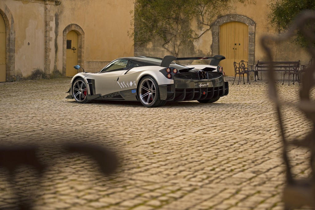 Pagani Huayra BC Tre Quarti Posteriore