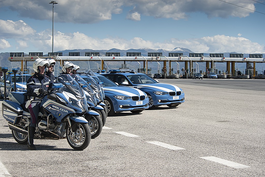 BMW e Polizia Stradale Strada