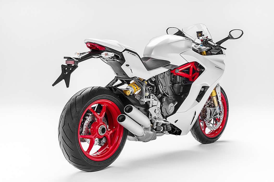 Ducati 939 SuperSport 3