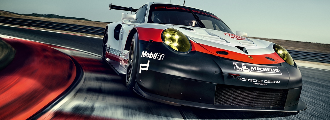 Porsche 911 RSR