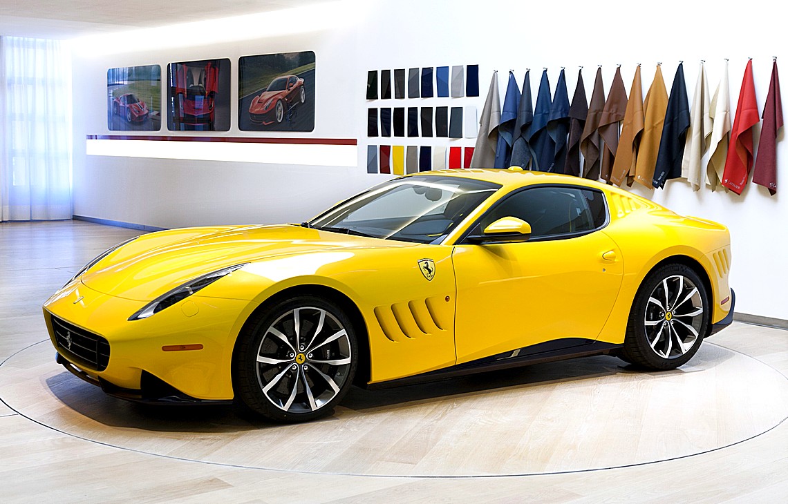 Ferrari SP 275 rw competizione Tre Quarti Anteriore