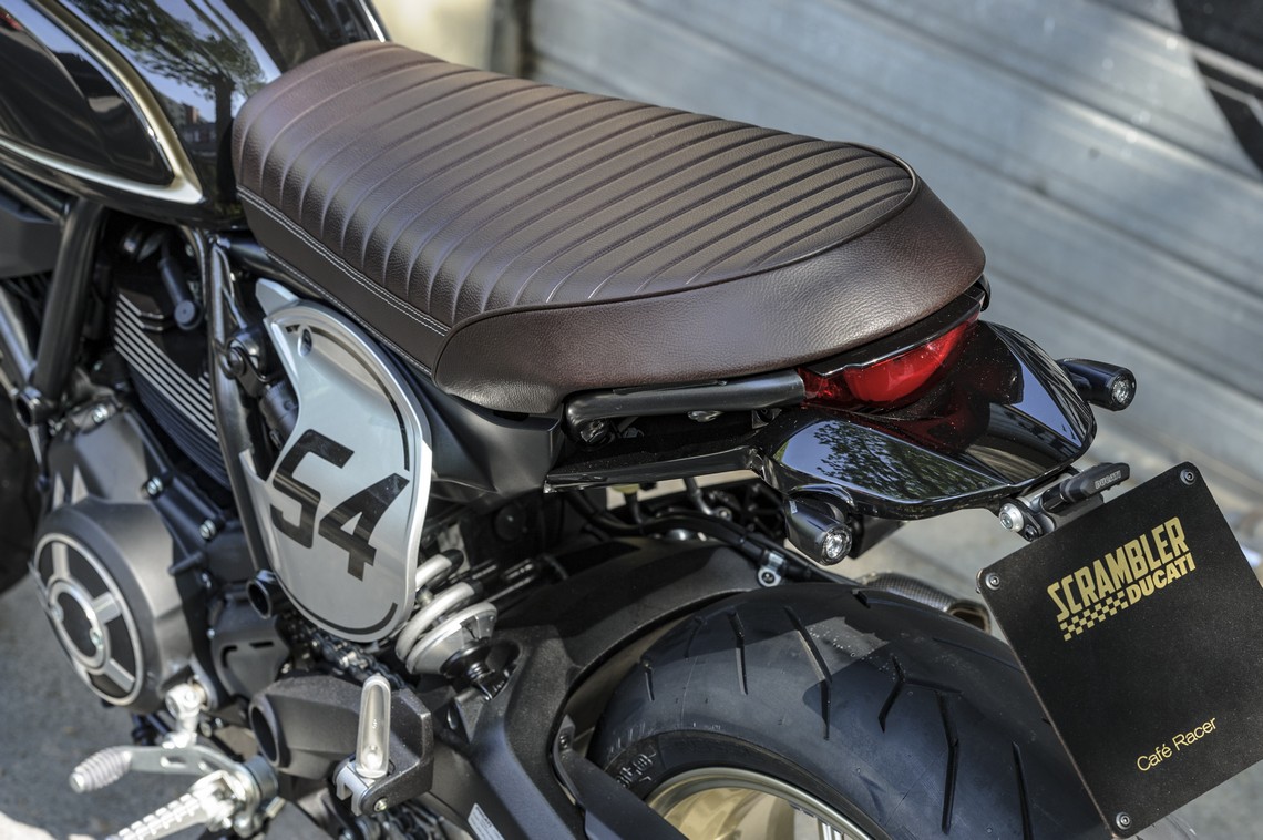 Ducati салон