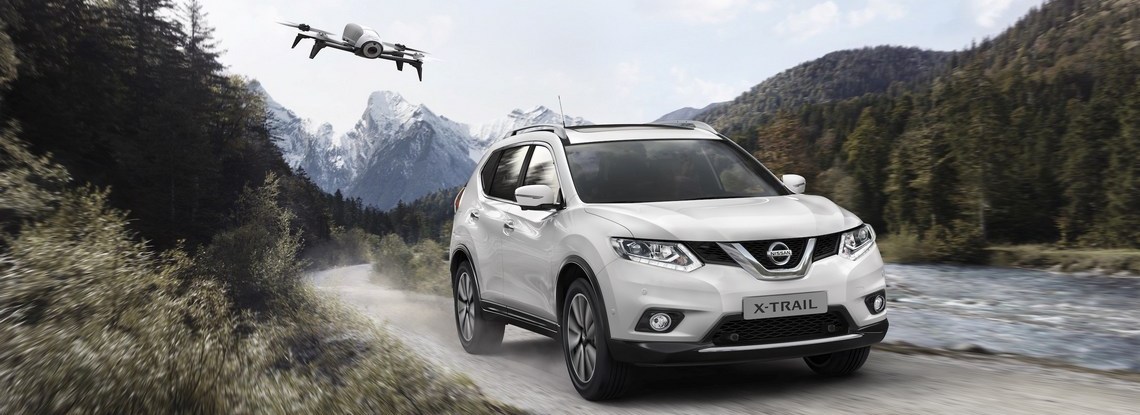 Nissan X-Trail Scape Drone Davanti