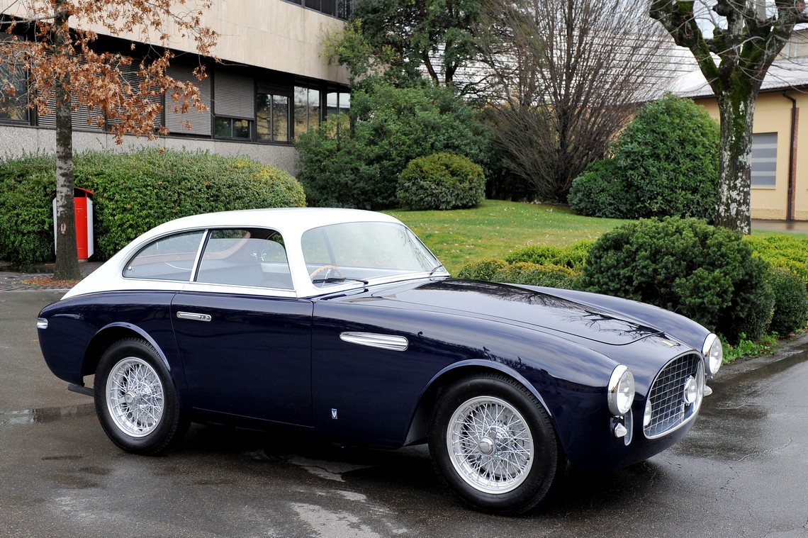 Ferrari 225E Lato