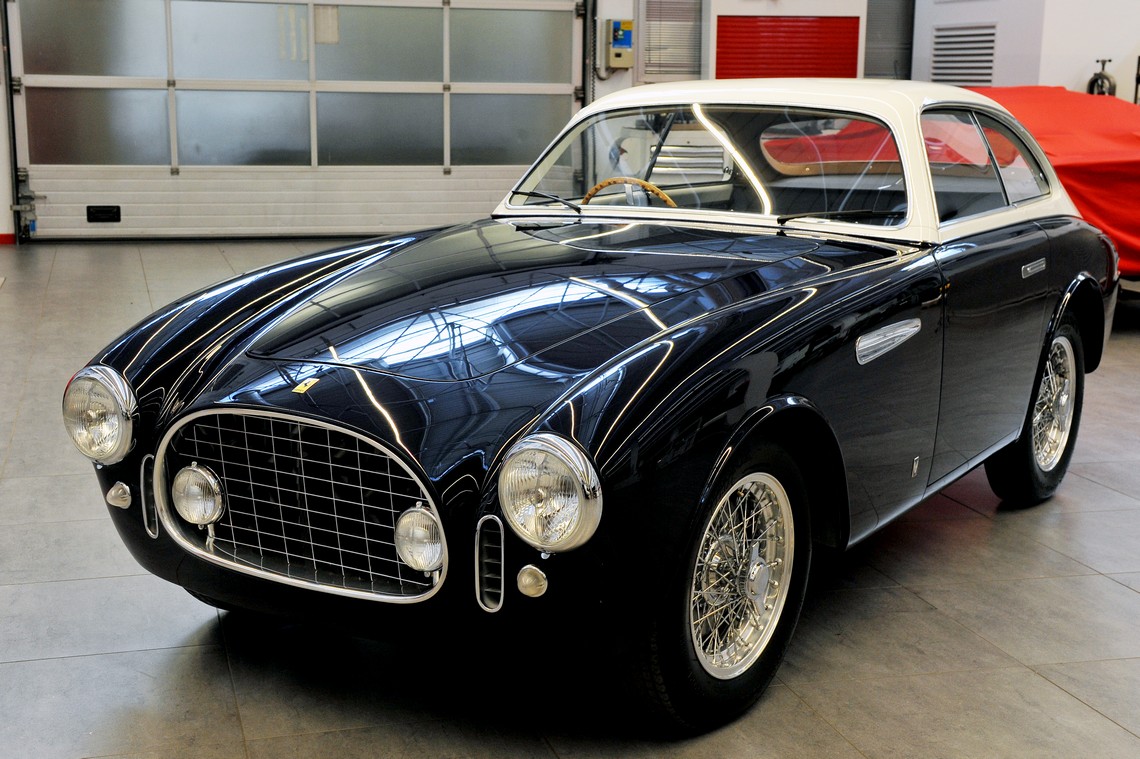 Ferrari 225E Tre Quarti