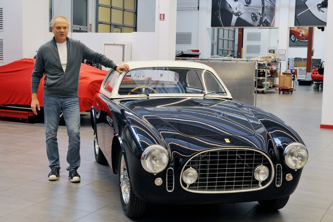 Ferrari 225E con proprietario