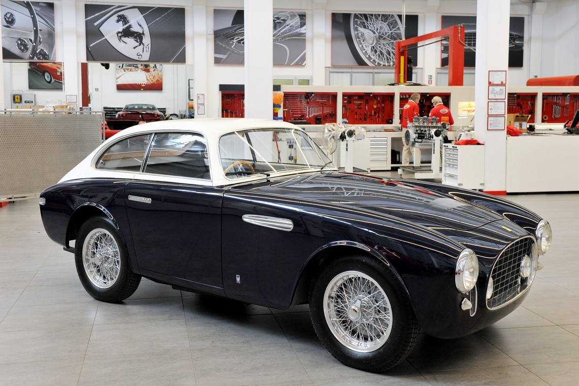 Ferrari 225E