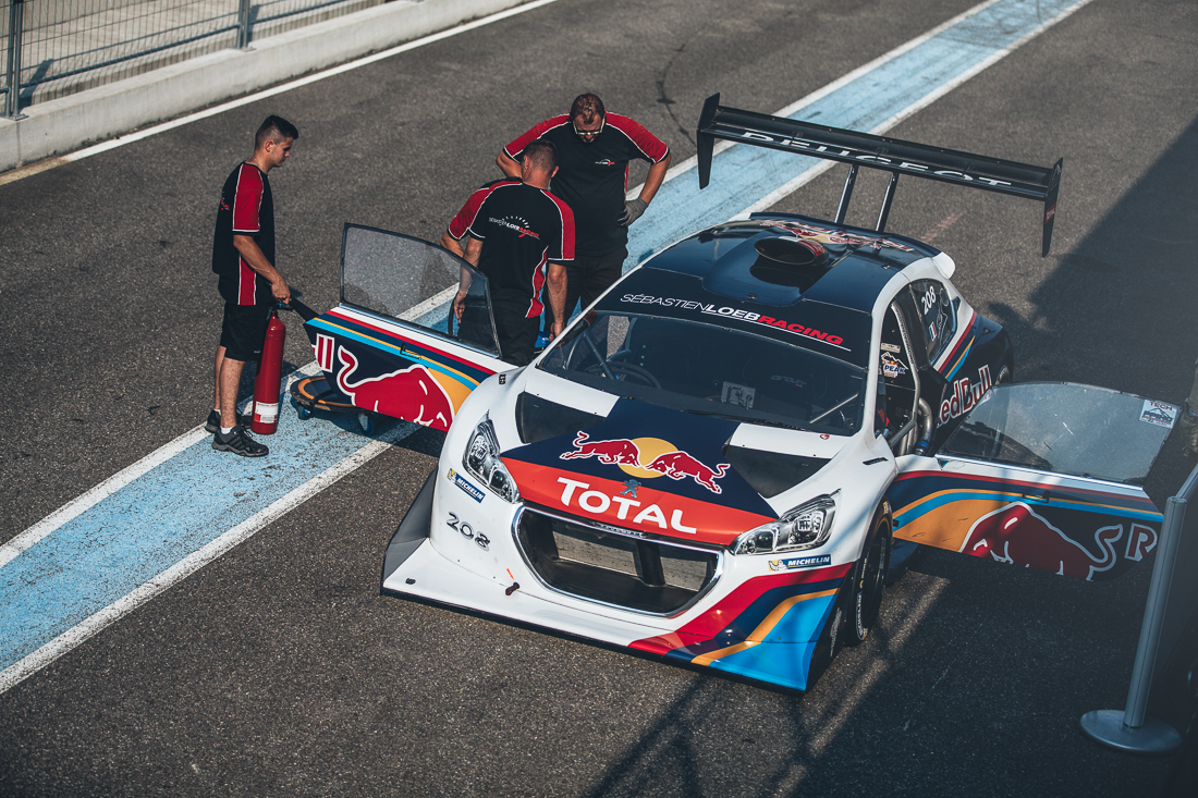 Peugeot 208T16 Pikes Peak