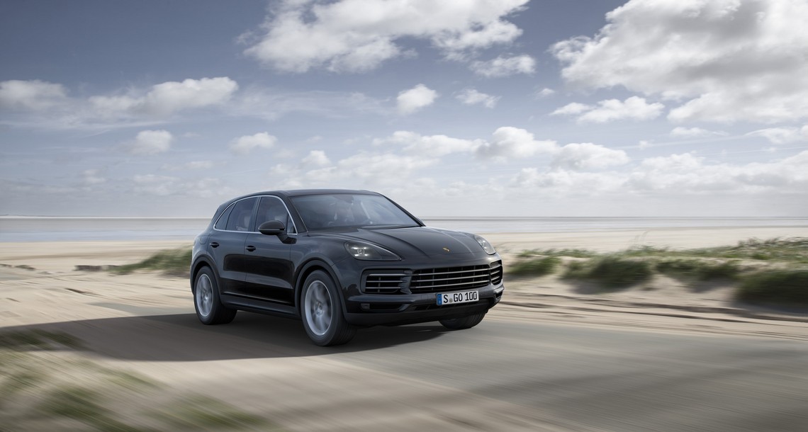 Porsche Cayenne Tre Quarti Dinamica